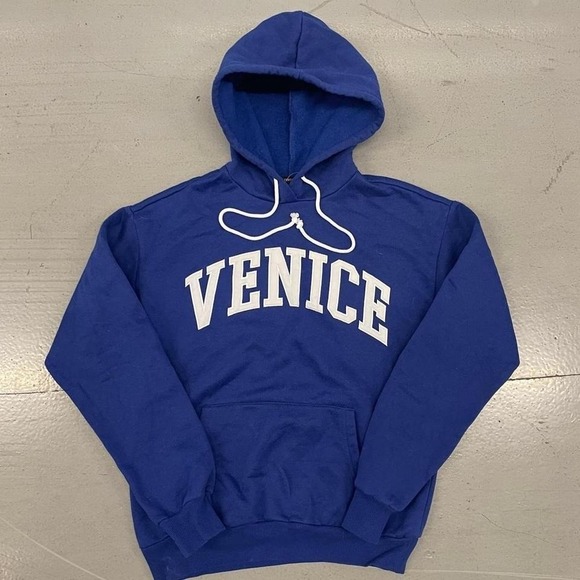 Forever 21 Tops - Lightweight Forever 21 blue Venice Hoodie‎